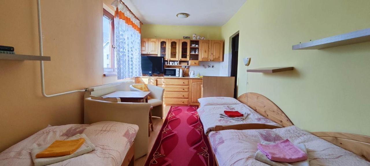 אוסקדניצה Homestay Machom מראה חיצוני תמונה