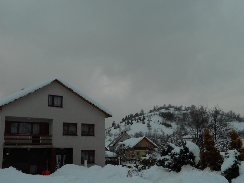 אוסקדניצה Homestay Machom מראה חיצוני תמונה